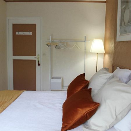 Chambres A La Maison Hermitage Aincourt Экстерьер фото