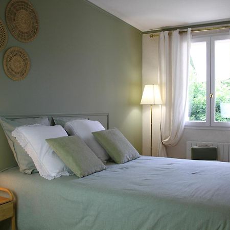 Chambres A La Maison Hermitage Aincourt Экстерьер фото