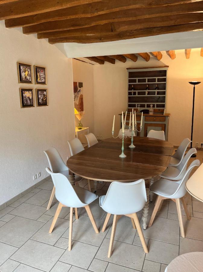 Chambres A La Maison Hermitage Aincourt Экстерьер фото